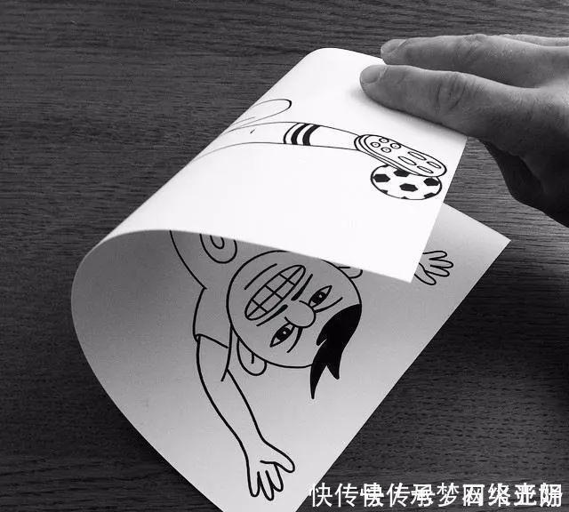 愤怒的小鸟|一张纸玩起了3D游戏，网友评论只有无聊又有才的人才能做到