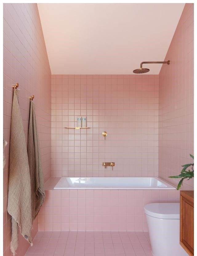 卧室|别墅外观设计就被迷住了,进去参观就怕迷路!空间运用的太聪明了