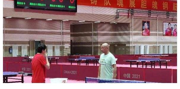 陈梦|肖战分别为张继科和王曼昱两度落泪，国乒藏獒师兄妹遇到他太幸福