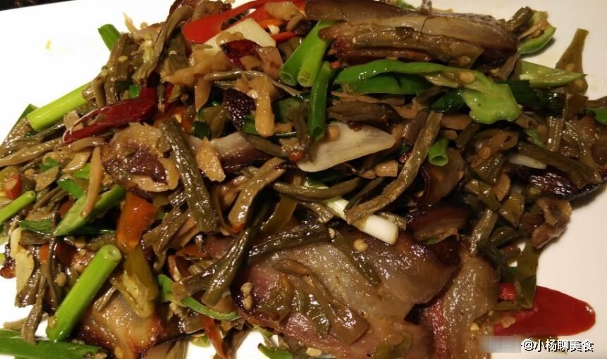 菜市场遇到“此菜”别手软，买10斤煮一煮，放一年都不会坏！