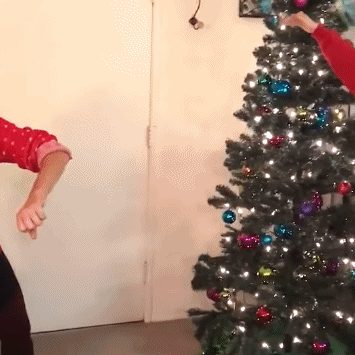 |搞笑GIF:这是谁家的闺女