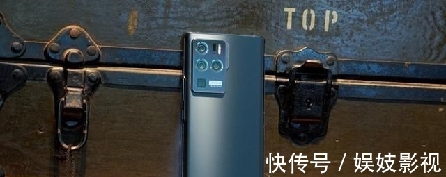 国产1TB旗舰跳水，8+256G再降700，5nm处理器+4600mAh