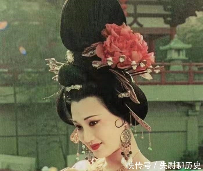 女人|没有丑女人,只有懒女人,论古代4大美女在线心机,最服貂蝉!