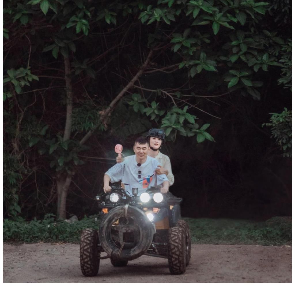 钱钟书|《妻子5》刘涛回归便挖坑，蒋勤勤2个字化解，吐槽大会变颁奖大会