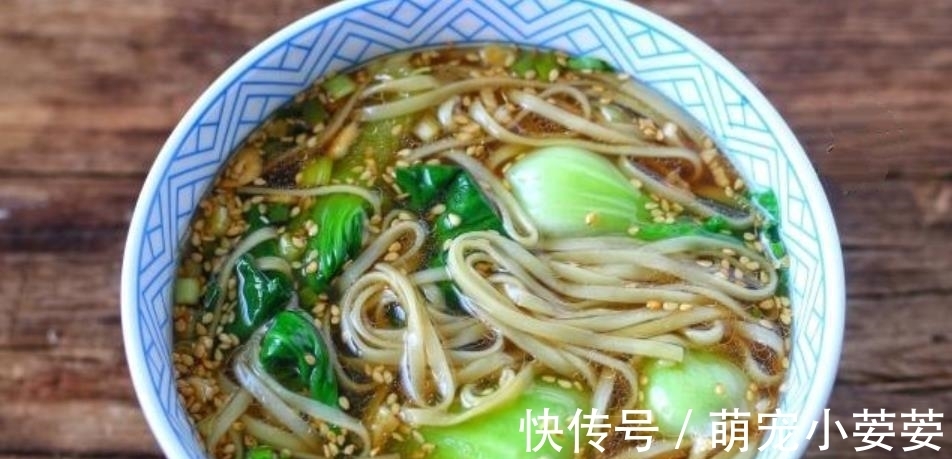 北方人|教你做酸汤面,三两下就做好,酸爽开胃超过瘾,和油泼面一样好吃