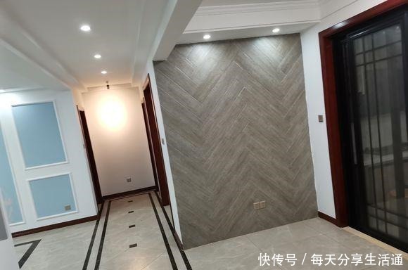 硬装结束刚清理完现场,家具还没送到就很漂亮了,朋友一致点赞!