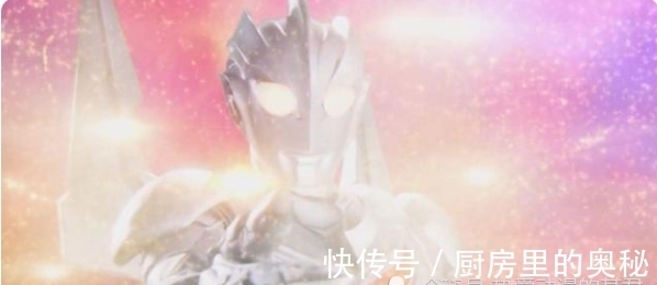高斯|雷杰多奥特曼是召唤还是融合?其实圆谷已经说了!