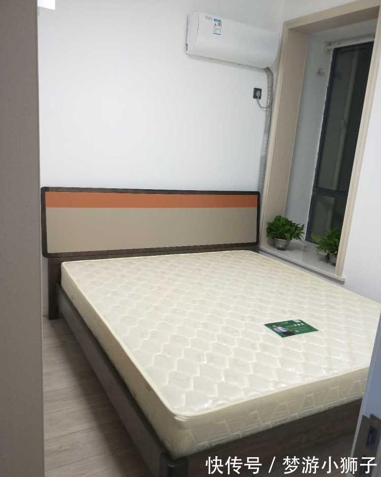 浴室柜|装修18万的简欧风,入户玄关超实用大气,客厅沙发见了都赞