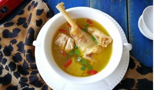 奶奶|80岁奶奶教我煲鸡汤，只需多一步，汤鲜肉嫩，香味扑鼻！