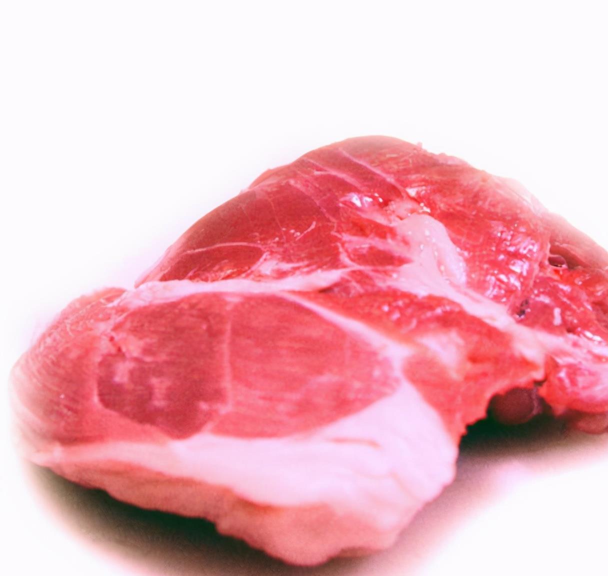 把羊肉|传统名菜鱼羊鲜,冬季进补必备,汤鲜肉嫩,味道妙不可言