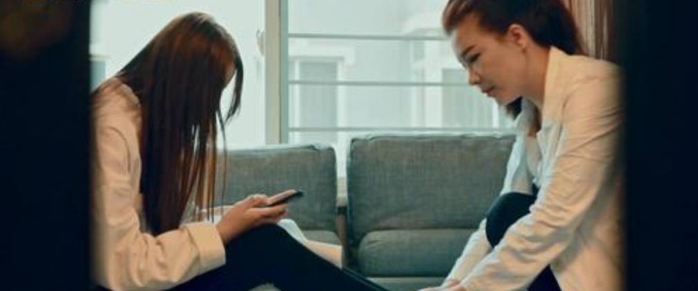 父母|16岁吃饭还要人喂,日花销过万的“巨婴”思琦,现状值得家长反思