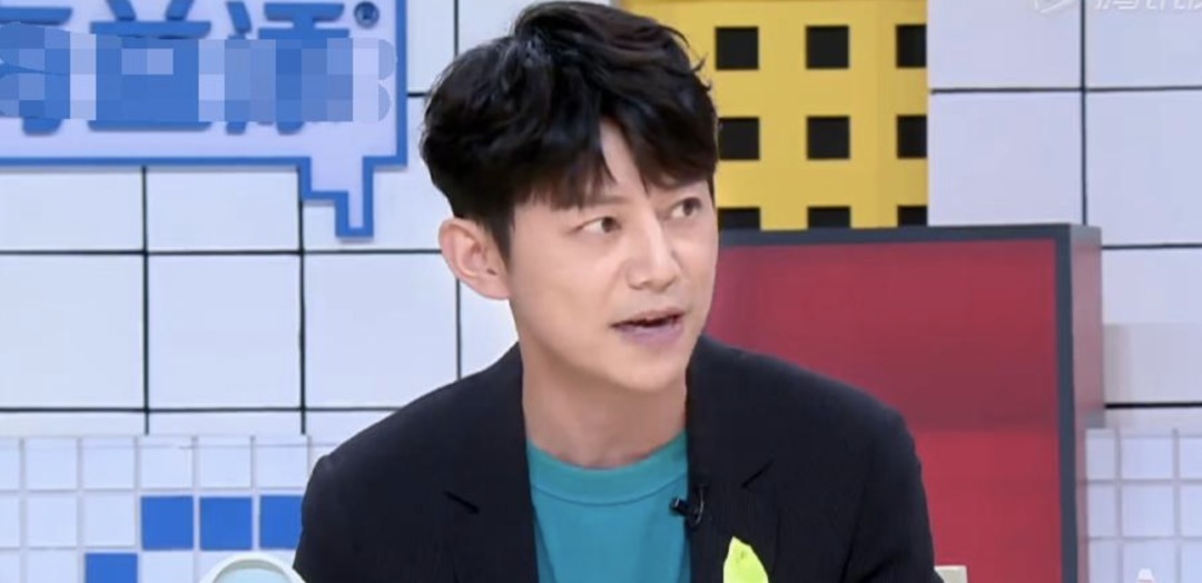 吴磊|《拜冰》为何要消耗赵丽颖热度观众吐槽节目不好看全怪何炅！