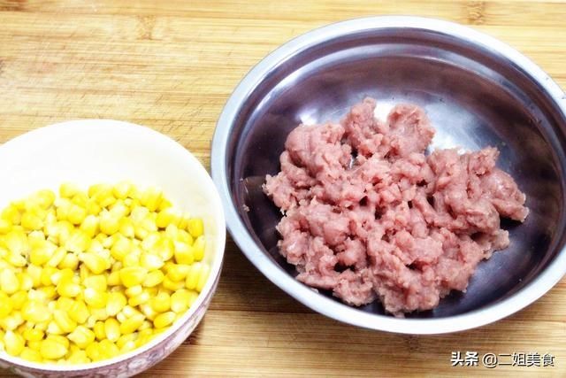 清香|秋天多吃饺子，韭菜白菜都靠边站，用这菜做饺子馅，清香还解馋
