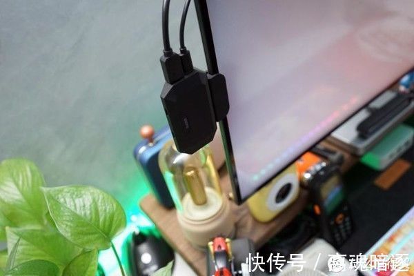 鸿蒙|支持华为鸿蒙又一神器！无线投屏器零延迟，这才是真正的黑科技！