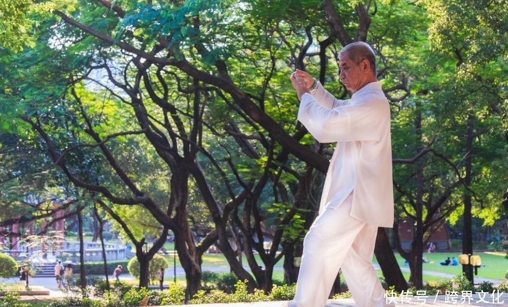 糖尿病|想把血糖控制在5.6以下,专家告诉你技巧:平时要做好这5件事