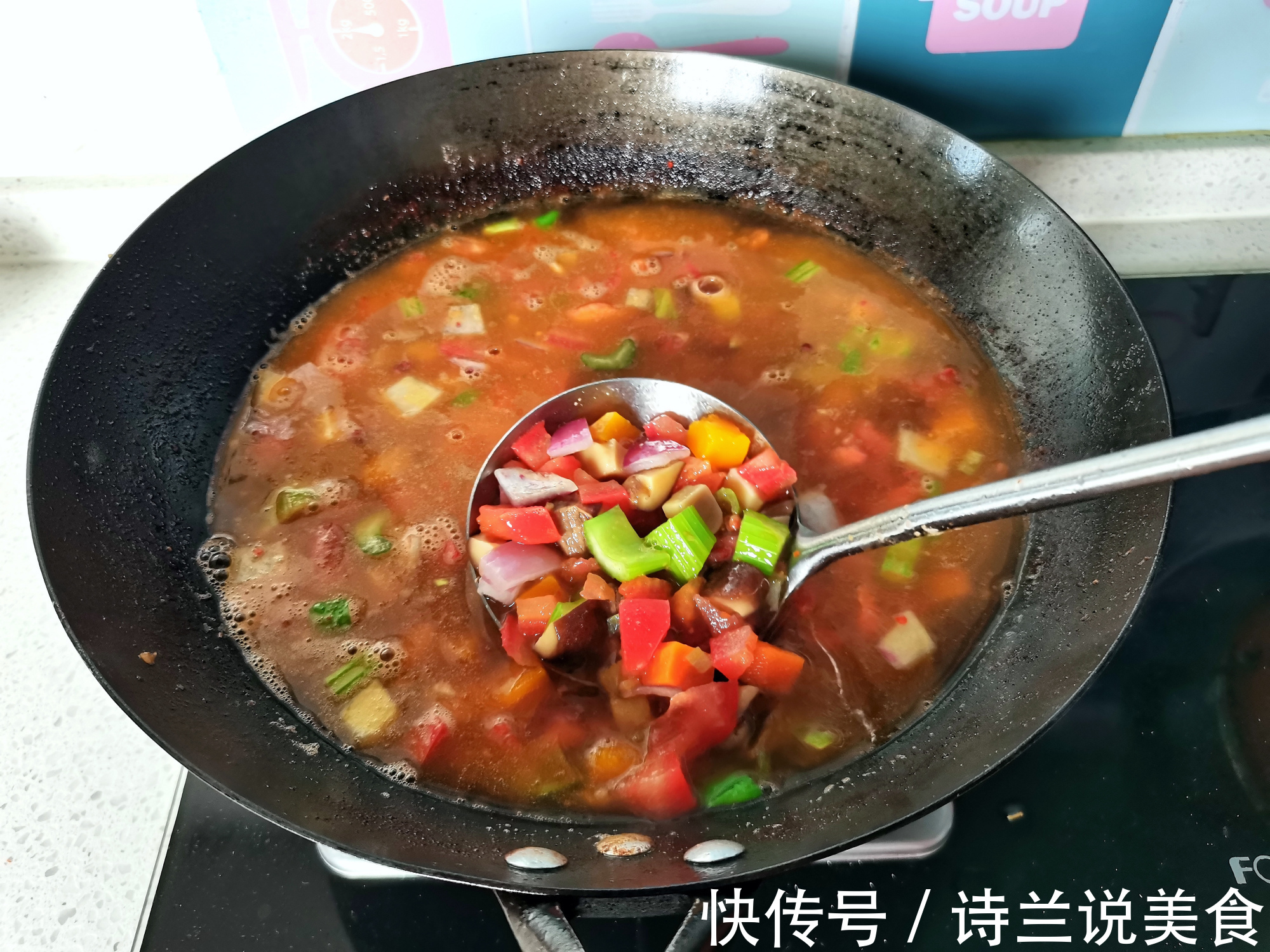 两口子的简单家常晚餐,肉香汤鲜,真的太香了,比吃大餐过瘾