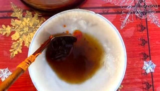 翻开|大妈街边卖小吃,3元2个,打开锅盖竟是一堆碗,翻开后原来是它