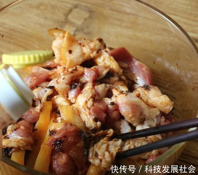 粉蒸肉,入口即化,简直不要太香……