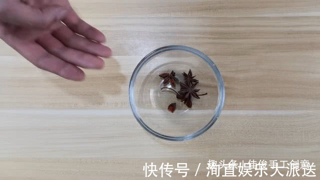 佳俊|夏天冰箱有异味教你几招去除冰箱异味方法,简单省事更实用!
