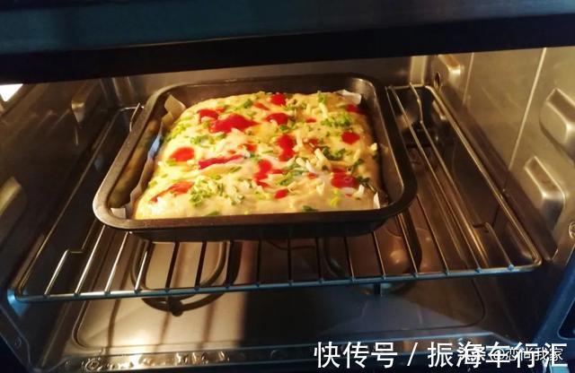 沙拉酱|肉松面包按这个配方做，松软Q弹香甜，好吃到孩子舔手指