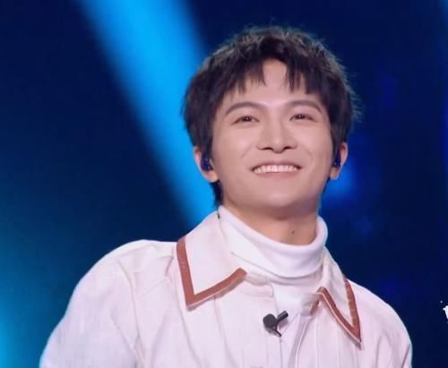 爱情转移|勤深深回归《我们的歌2》,但选曲出现严重失误,险些酿成大祸