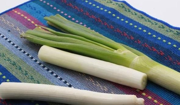 常生活中|经常吃青葱的人可以收获五大好处,其中之一,大多数人都想要!