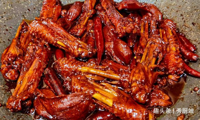 立秋后,我家常吃此肉,比猪肉便宜,比牛羊肉温和,卤一锅真解馋