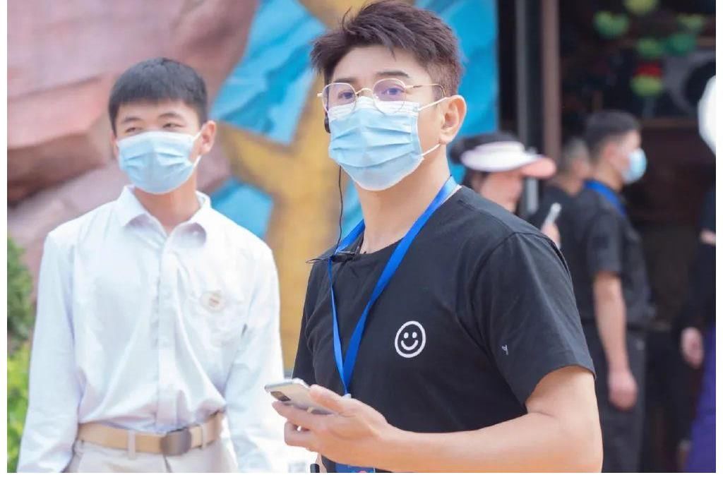 大哥隊|《牛氣滿滿的哥哥》：嚴屹寬最終為何“自投羅網”？原因有三