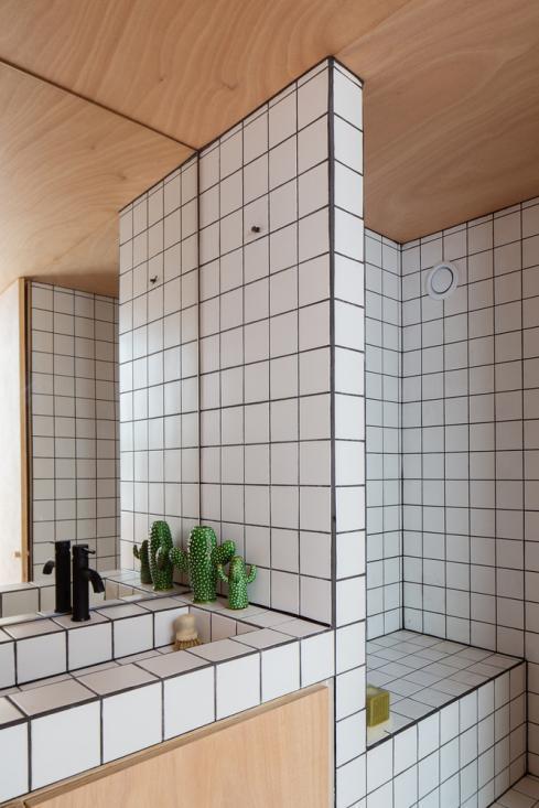 学区|为了2个孩子,她坚持买下55㎡学区房,无客厅,靠楼梯有了3间卧室