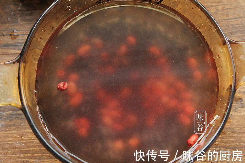黑豆|冬至将至,早上喝这粥最养人,香甜好喝营养足,能量满满迎寒冬