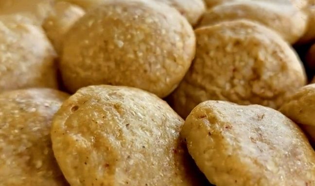 夏天|夏天，鸡胸肉别再炸着吃了，试试此做法，做成面食，好吃又下饭