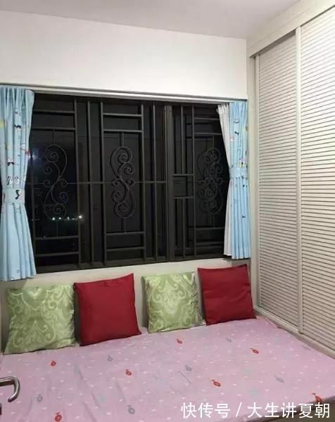 罗马杆|老公坚持在卫生间装两个门,为此我们大吵一架,入住后才知多实用
