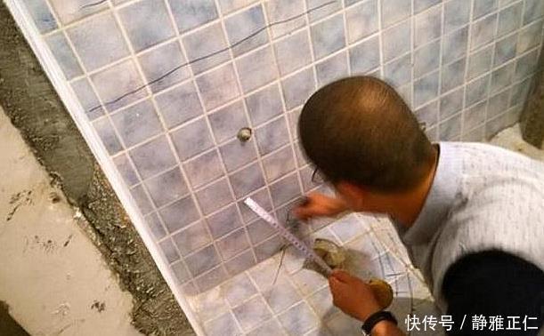 水管|卫生间小不好买手盆师傅在转角砌个洗手台，发业主群里都炸锅了