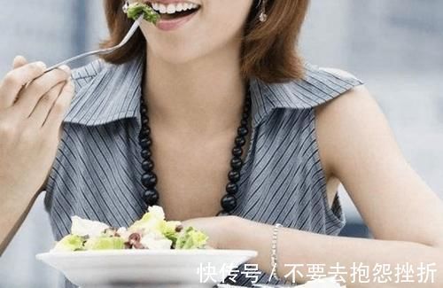 腹胀|常喝山药粥可以养胃吗?提示:若想呵护肠胃,2种“粗粮”要少吃