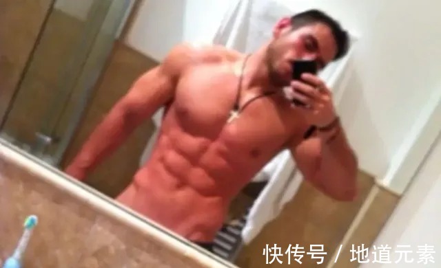 减肥方法|真人实测:一天狂瘦20斤!这个丧心病狂的男人,终于把自己玩坏了