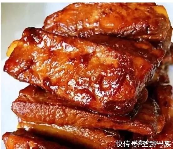 家庭聚会上,老婆做了一桌子菜,我最喜欢这几道菜,菜谱分享给你