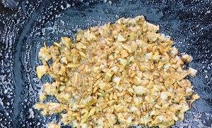 家常海鲜菜谱,爆炒葱香花甲肉,简单美味营养,吃不够,超级下饭