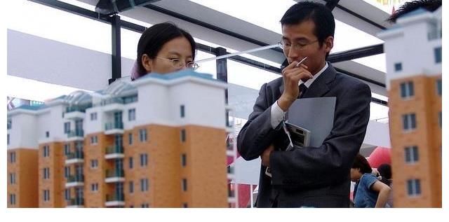 二手房|手握60万，明年起“买房”还是“存银行”？银行行长良心建议