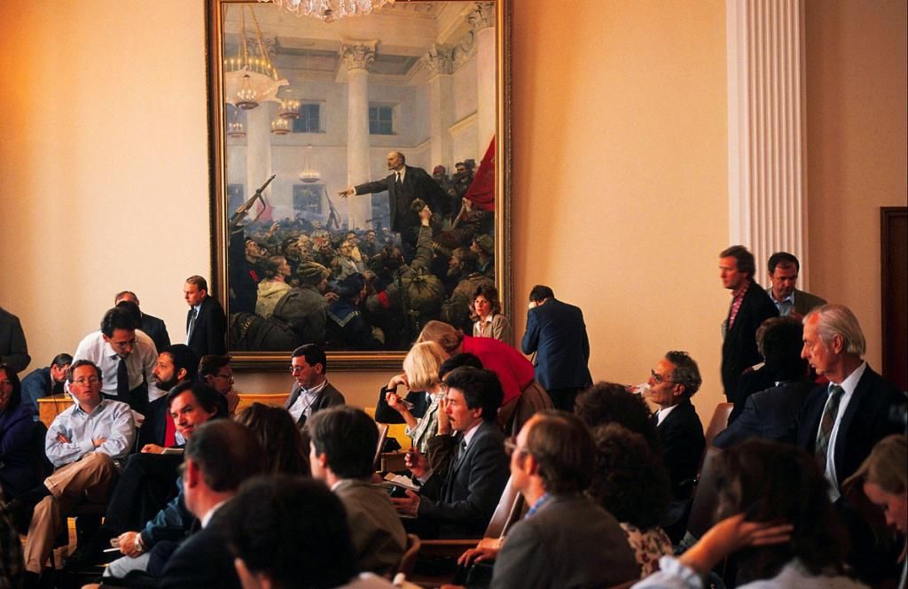 内忧外患|月满则亏，盛极必衰：苏联为何在没有内忧外患的情况下突然解体？