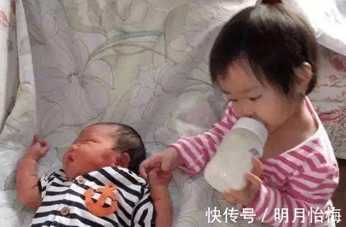 闺蜜|二胎家庭是鸡飞狗跳，还是相亲相爱，父母态度是关键