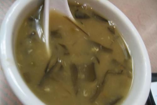 紧致|海带和它一起煮，隔三差五吃一次，排出黑臭宿便，身形紧致又苗条