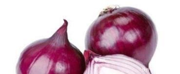 都是洋葱,紫皮和白皮有啥区别原来营养口感都不同!