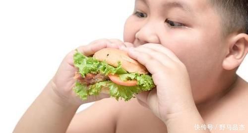 医生|爸爸带娃做亲子鉴定，还没做就被赶出来，医生一看就是你亲生的