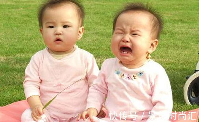 双胞胎姐妹|双胞胎一个妈妈带一个奶奶带,考上同个大学,毕业后却不一样