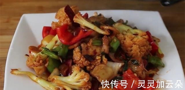 花菜好吃有诀窍，多加这一步，营养丰富又解馋，饭店都吃不到，香！