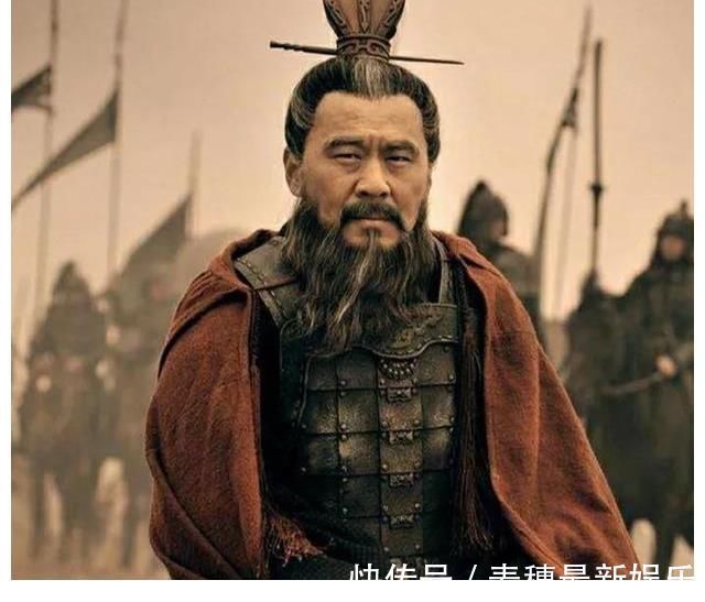 曹阿瞒!人点烛,鬼吹灯,鸡鸣不摸金。到底什么意思?有无科学依据