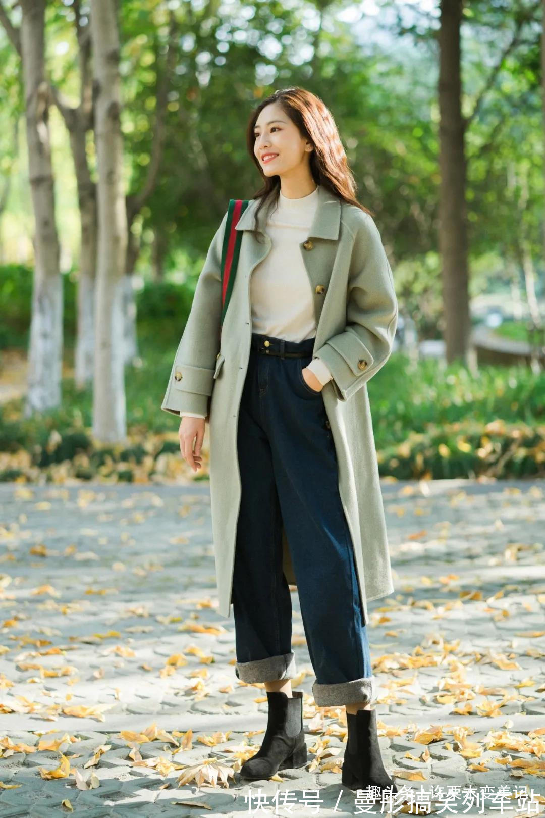 包包 今年流行“1+1”穿搭,时髦显瘦还优雅,笑笑博主都在穿!