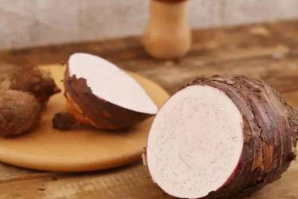 女性吃4种碱性食物，美容养颜抗衰老，不做“黄脸婆”