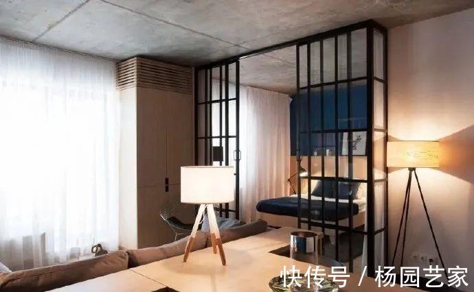 储物柜|53平米小户型，门厅打满柜子，全屋用玻璃门做隔断