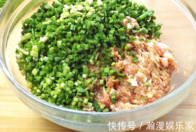 拌韭菜馅,这3样调料不能放,很多人喜欢放,难怪饺子一点都不香